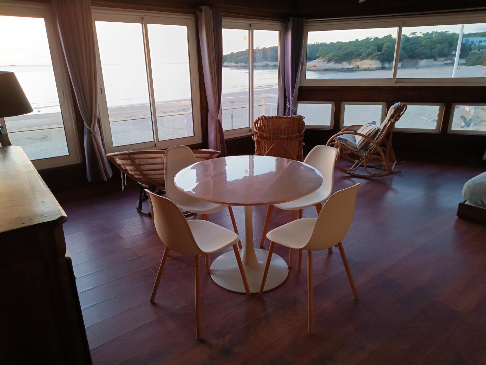 Beach Apartment - Ocean Sunset Full View ميشيرس سور جيغوند المظهر الخارجي الصورة